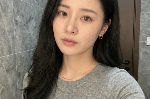 内娱又一大瓜！某顶流被曝出轨、家暴等丑闻聊天记录不堪入目……